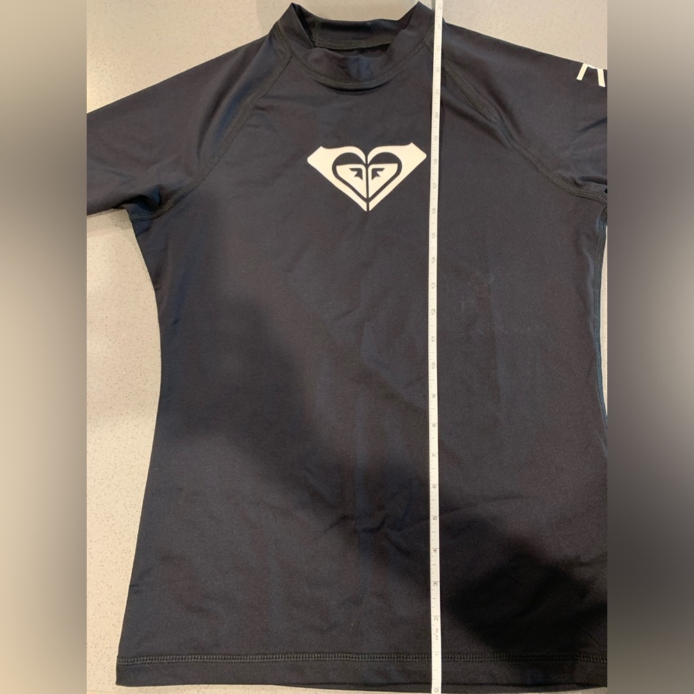 Roxy Black Rash Guard (L) - Picture 5 of 6